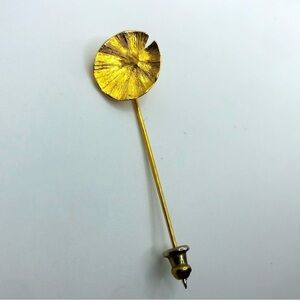 VTG Dorlan Gold Plated Lily Pad Stick Pin Hat Pin Brooch 2.1”